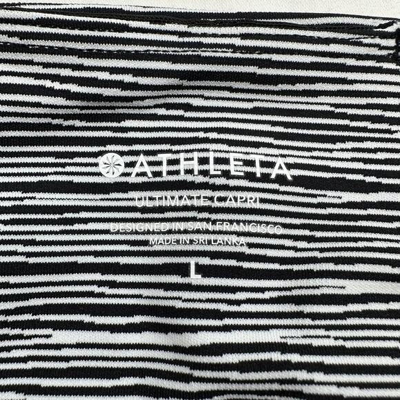 Athleta Leggings Womens Large Black White Ultimate Capri Linear Lines Striped - Picture 4 of 10
